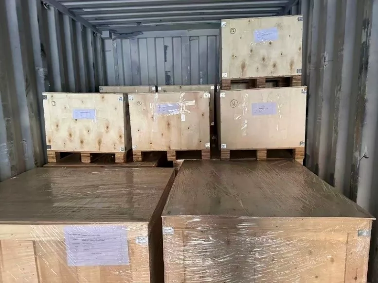 16 stampi Carton Jack spediti allo stabilimento del Vietnam per la produzione di massa
