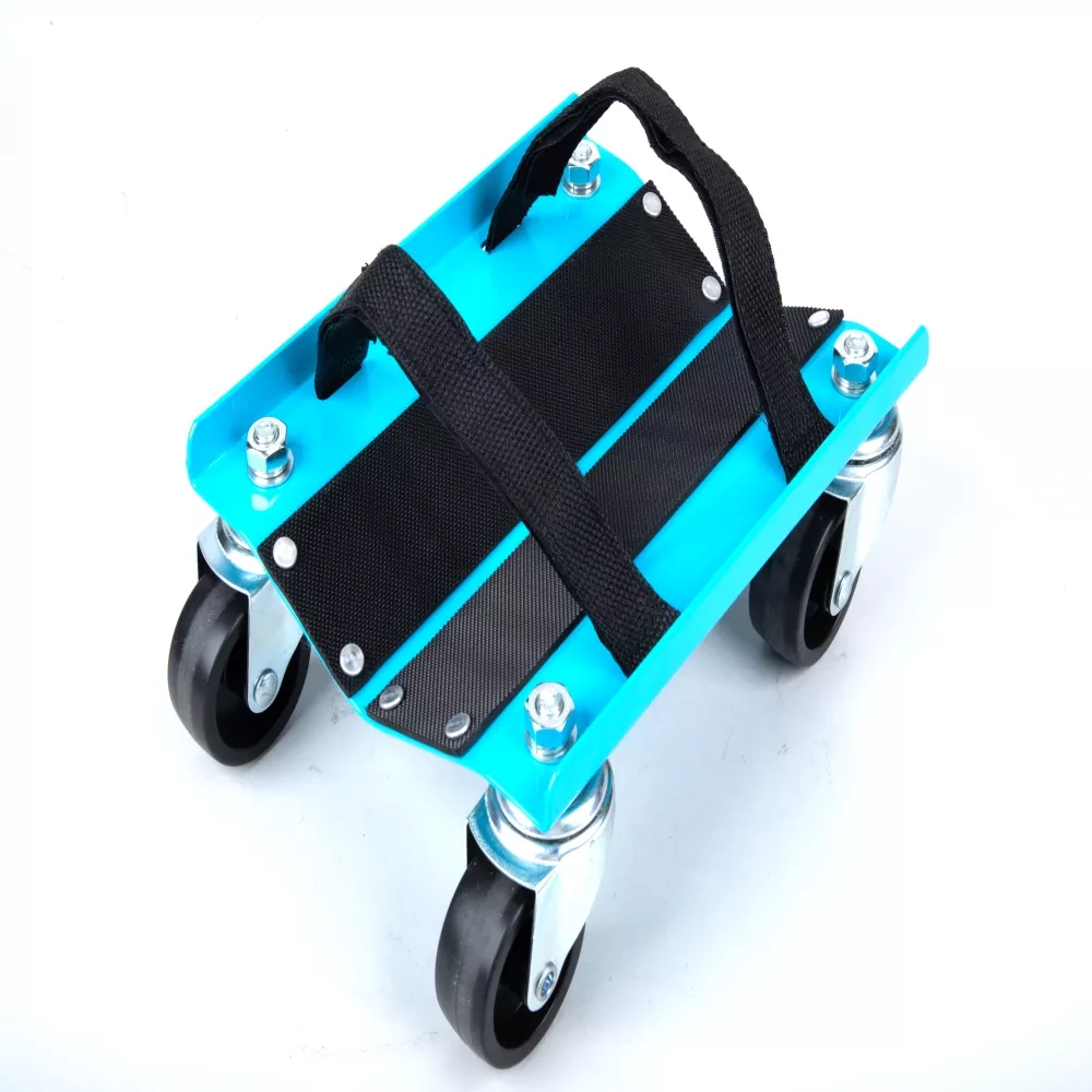 Perché hai bisogno di un carrello per motoslitta per lo spostamento in garage e officina